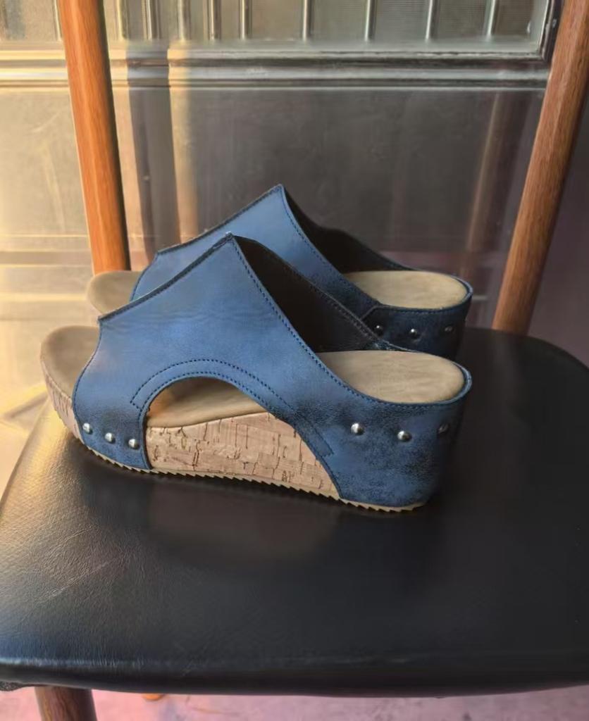 Women's Summer Thick Bottom Slope Heel Slippers Fish Mouth Sponge Cake Retro Roman Slippers