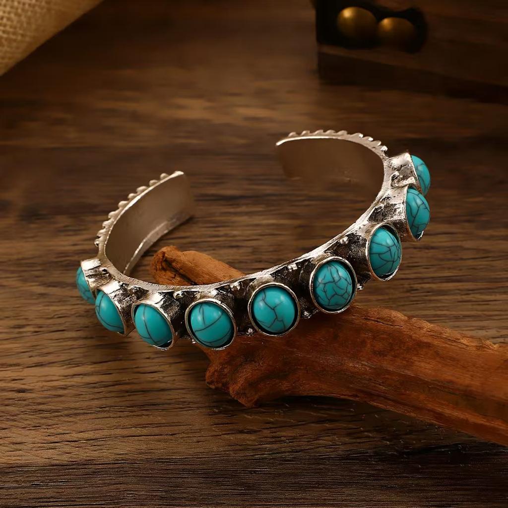 2025 Hot-selling personality retro turquoise bracelet bohemian ethnic style jewelry women's light luxury temperament bracelet