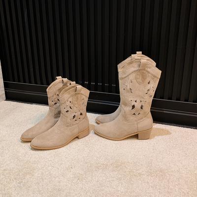 Cowhide Version, Spice Girl Pointed Head Hollow Embroidery Medium Tube Thick Heel Western Boots Women's Leather Short Boots 2025 Autumn and Winter New