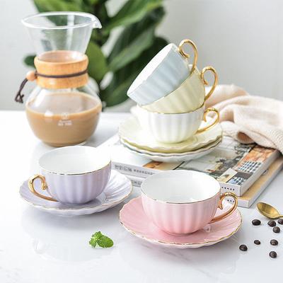 7 Colori Rosa Osso Porcellana Tazza da Caffè e Sottotazza Cucchiaino Un Set 200ML Inglese Tazze da Tè Pomeridiano Feste Tazze da Caffè Tazze da Caffè