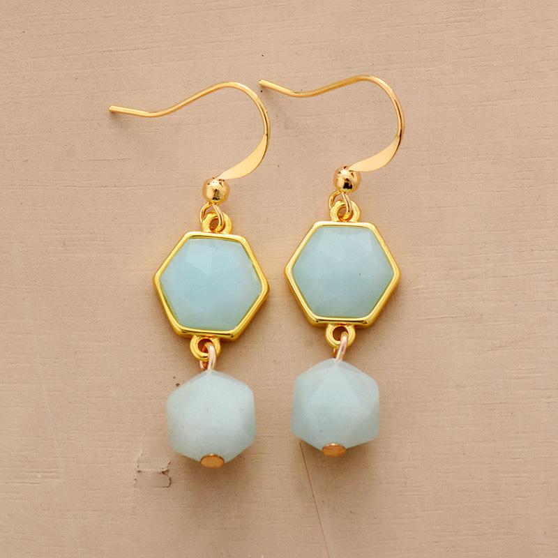 Modern high-end pendant earrings, natural stone, elegant European and American popular jewelry, jewelry earrings.