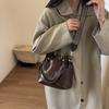 Retro small bag women's autumn and winter versatile new fashion broadband messenger bag shoulder bucket bag