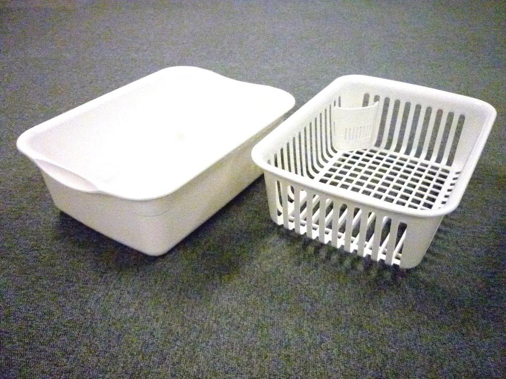 Asvel Resin Hooded Drainer Set, Large, "N-Pose," White