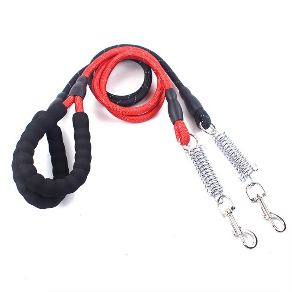 Pet leash Outdoor walking dog round leash dog leash dog reflective large dog spring hook explosion-proof rushing dog leash