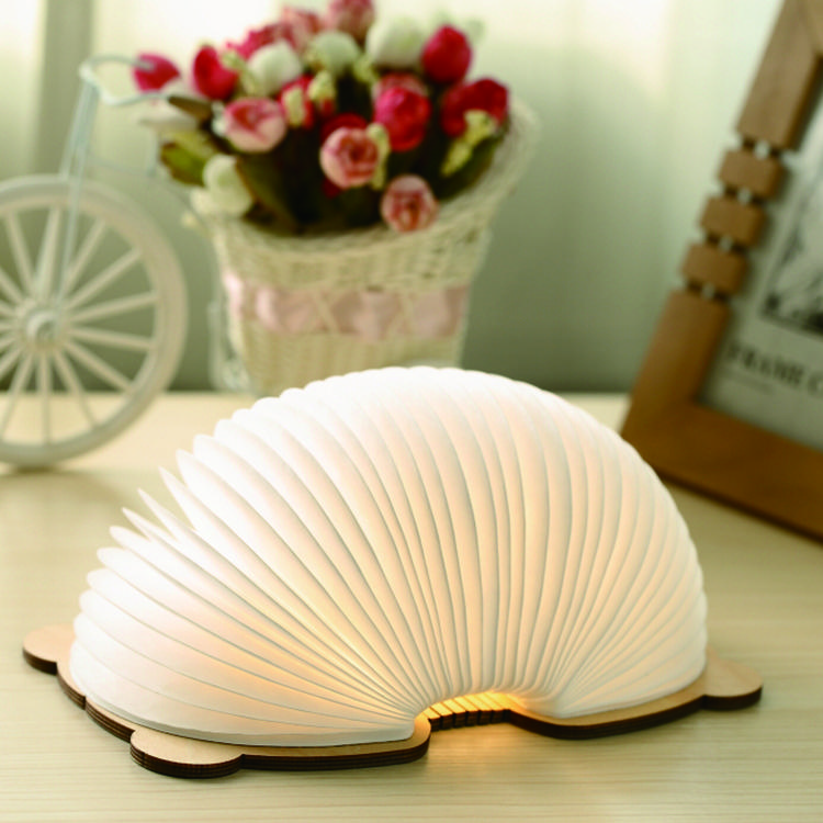 New Product 2021 Creative 3D Kids Projector USB Led Night Light Cartoon Portable Animal Book