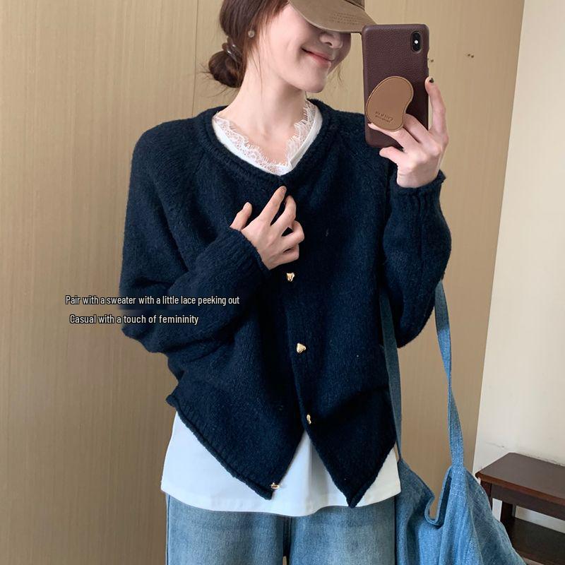 Women's Summer Lace Trim V-Neck Bamboo Cotton T-shirt - Korean Style, Loose-Fit, Age-Reducing Top
