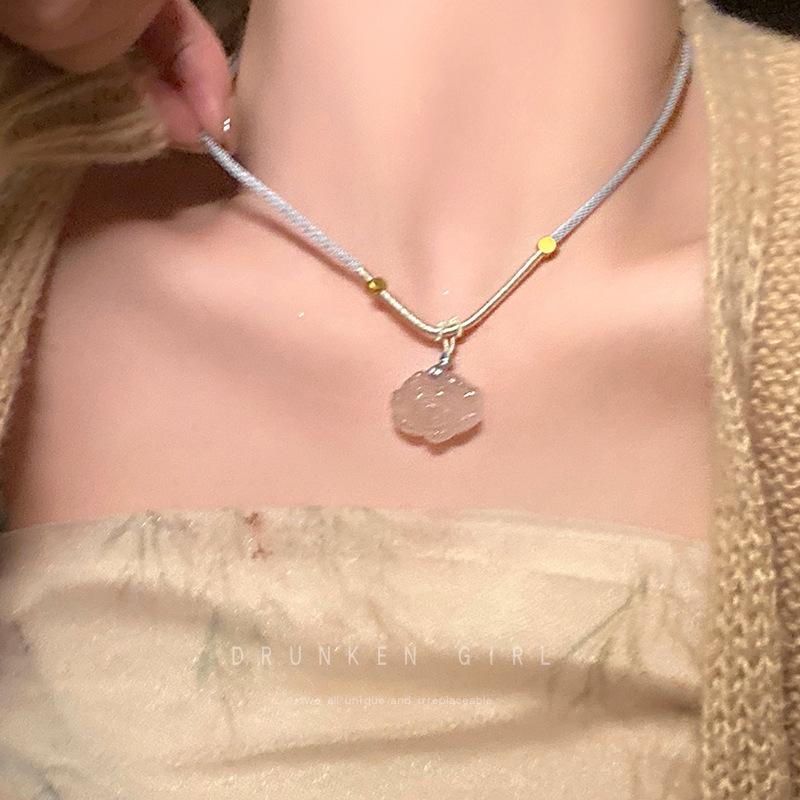 Chinese Zen Butterfly Necklace - Elegant Retro Clavicle Chain for Women, Versatile High-End Ethnic Style Accessory