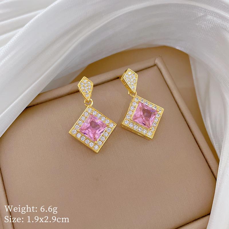 Mikro-Inlay Halskette Ohrringe Set Leichter Luxus Rhombus Anhänger Persönlichkeit Temperament Bankett Ohrringe Halskette Kombination