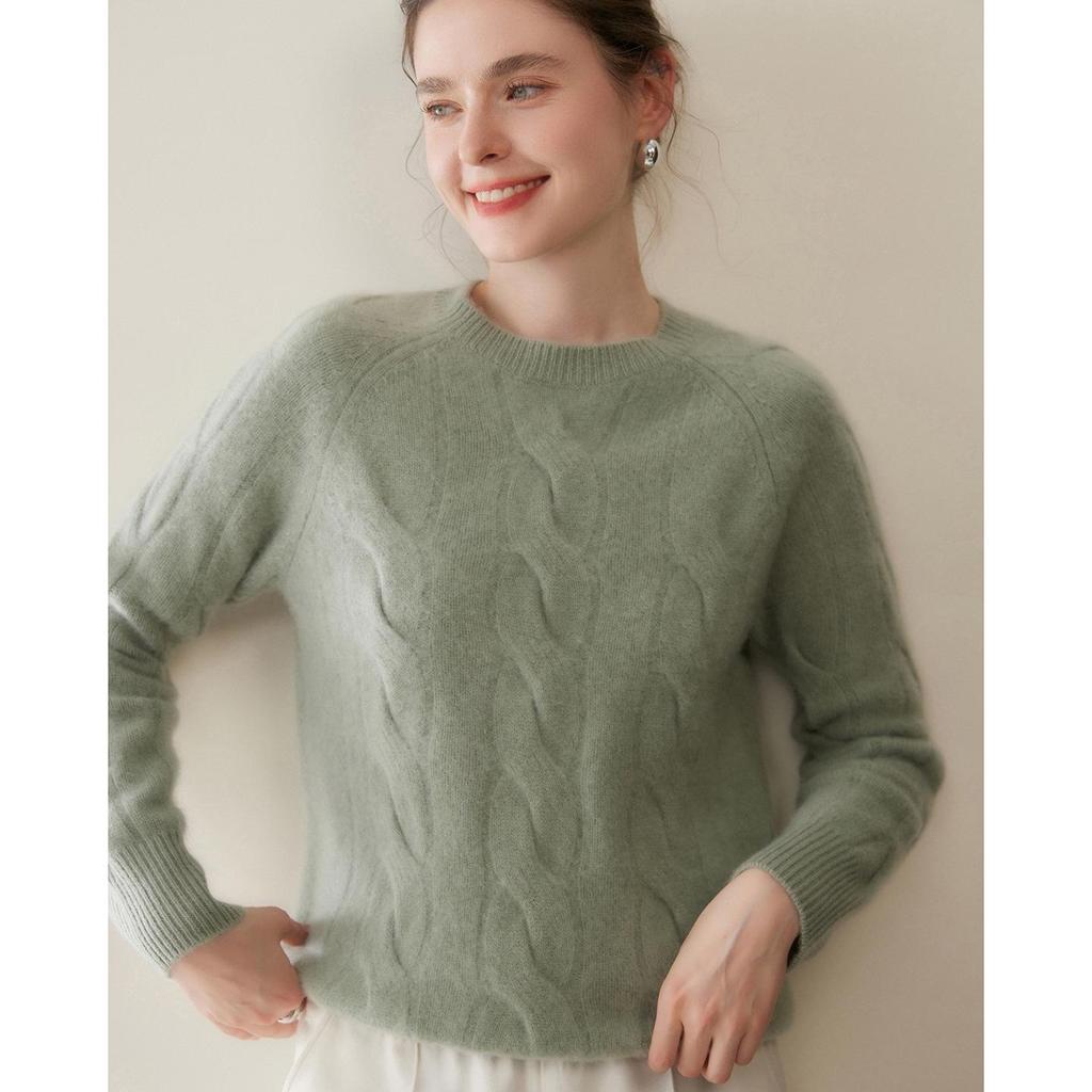 2025 A/W Women's Retro Style Cable Knit Cashmere Sweater - Round Neck, Versatile