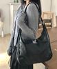 Mucent Port Double Wrinkle Leather Shoulder Bag Unisex (2 Colors)