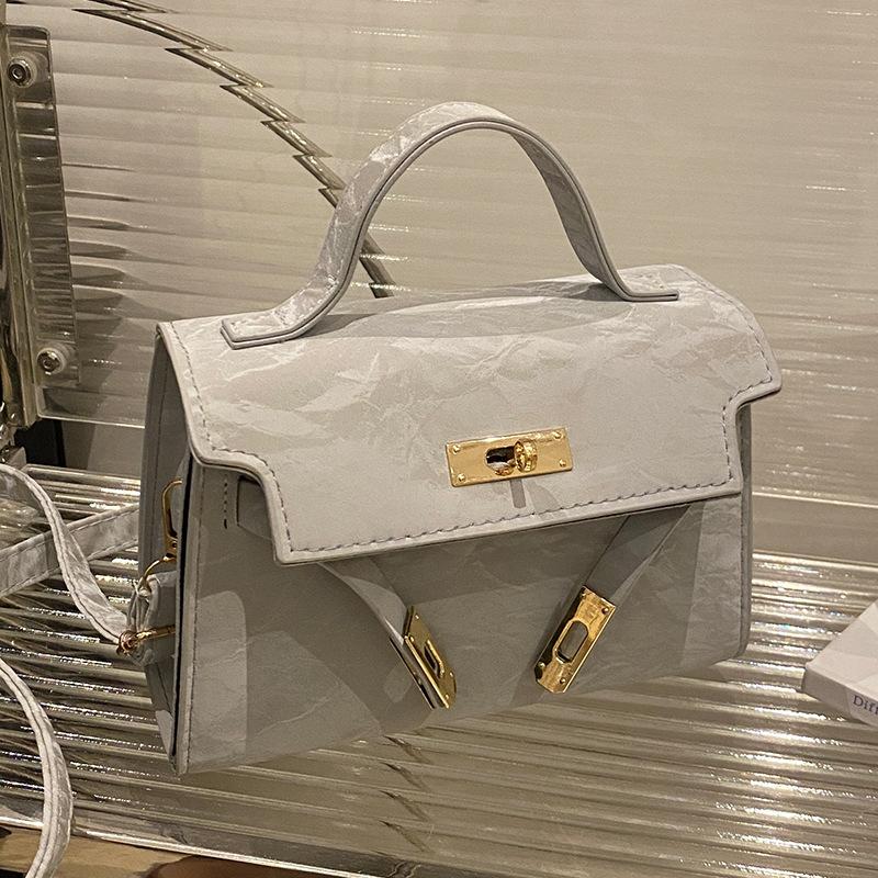 Einfarbige Handtasche mit einfacher Textur, Frühlings- und Sommer-Nischendesign, vielseitige Handtasche, Schultertasche