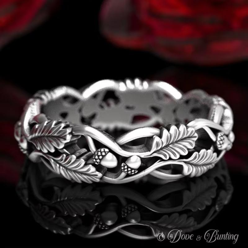 

European and American New Fashion Thorns Shape Creative Retro Personality Men s and Women s Rings 11