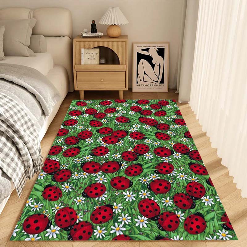 Niedlicher Cartoon Marienkäfer Druck Teppich, Geeignet für Wohnzimmer, Schlafzimmer, Sofa, Couchtisch, Boden und Als Luxusgeschenk.