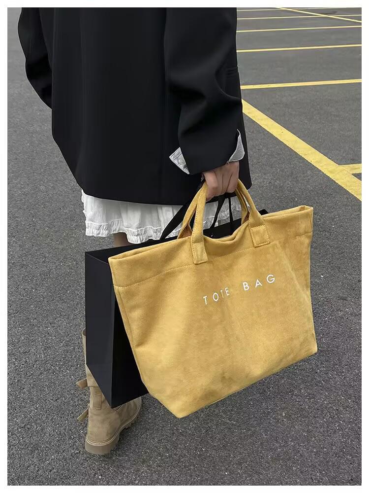 2025 New European & American Style Women's Large Capacity Letter Tote Bag