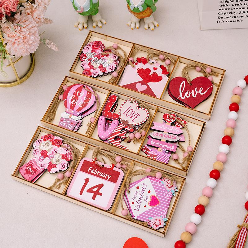 9Pcs Valentine Hangings Wood Holiday Decoration Love Flower Valentine Ornaments Valentine'S Day Decorative Love Envelope Pendant