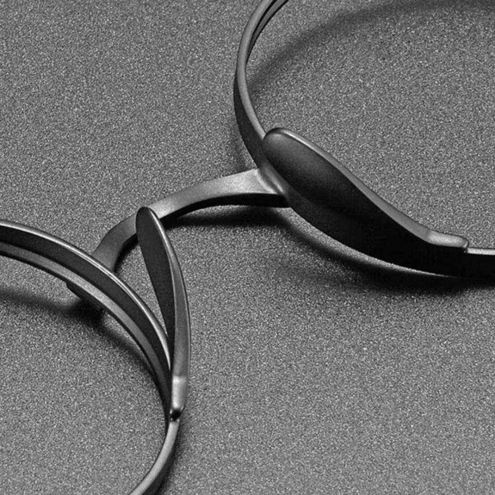 New Pure Titanium Glasses Frame Oval Shape Retro Eyeglasses Frames Classic Simple Design Eye Decoration