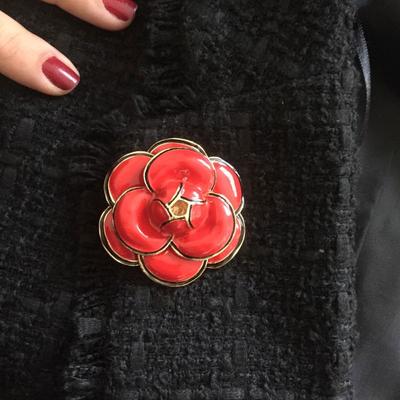 Grandes accesorios de ropa de camelia Broches flor roja blanca negra mujer pin broche joyería regalo