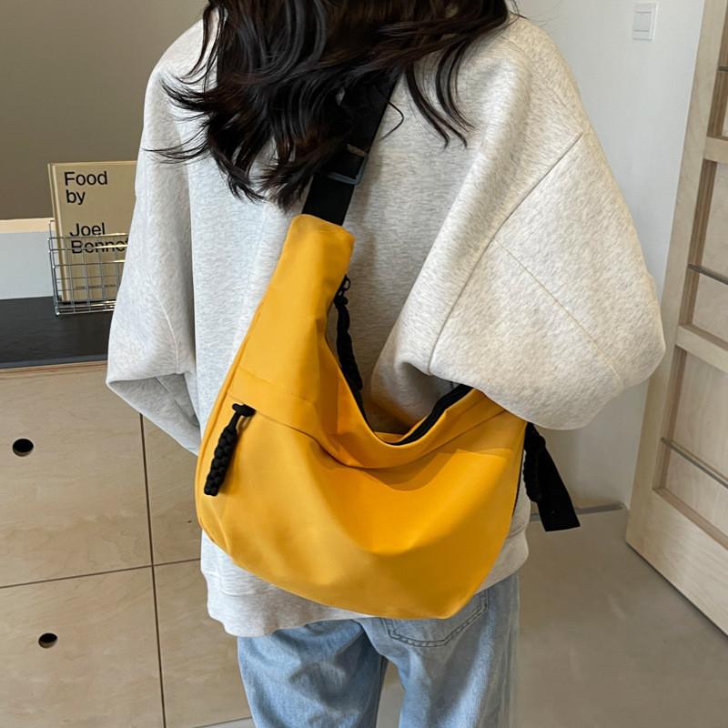 Fashionable Nylon Commuter Bag Large Capacity Casual Solid Color Korean Style Tote For Women