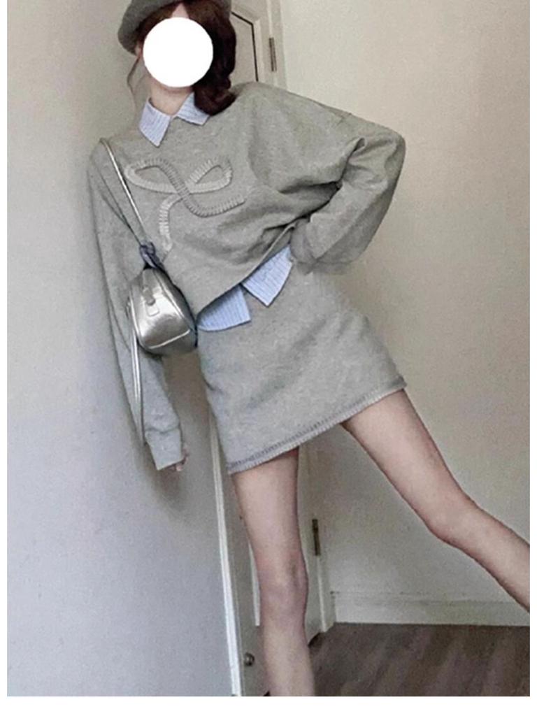 Autumn 2025 College-Style Women's Outfit: High-Sense Sweatshirt & Short Skirt Set