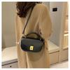 IELGY women's fashion versatile handbag, simple and fashionable shoulder messenger bag