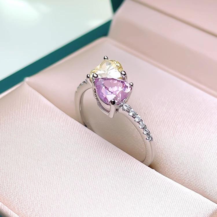 Luxuriöser offener Ring in Herzform, Rosa, mit hochkohlenstoffhaltigem Diamant, Modeschmuck für Damen