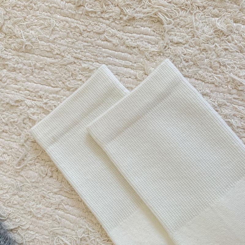 Basic solid color slim calf socks gentle wind soft waxy skin-friendly autumn and winter cotton socks Zhuji pure cotton women's medium tube socks