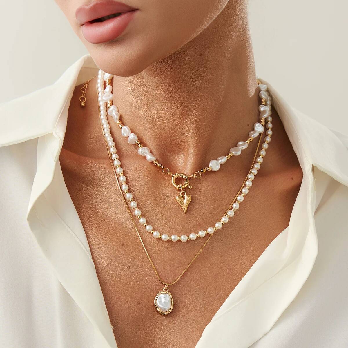 Salircon 3Pcs/Set Baroque Imitation Pearl Beaded Choker Necklace for Women Vintage Love Heart Pendant Necklace Jewelry Gift