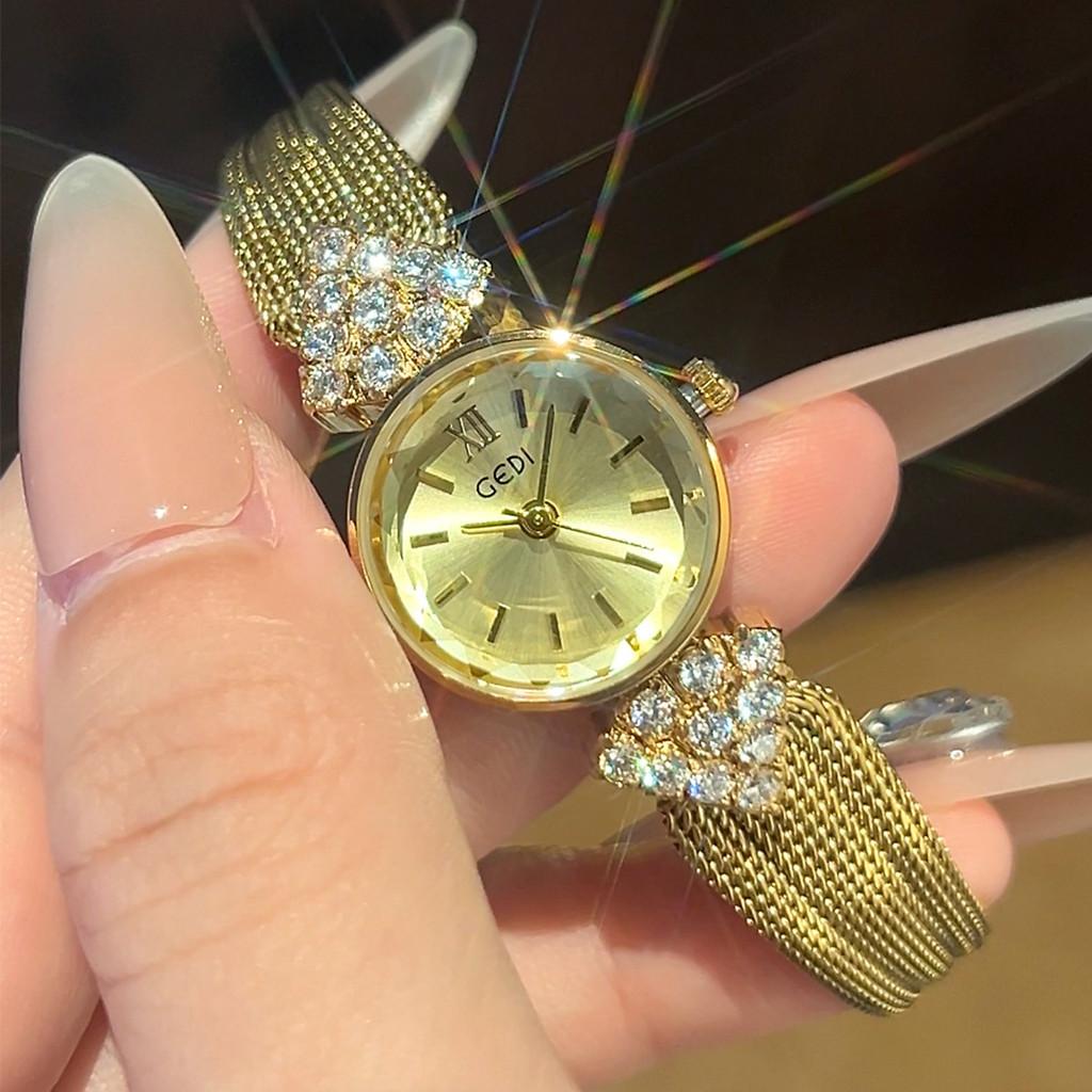 Gedi Retro Style Womens Quartz Wristwatch With Waterproof Function For Daily Wear