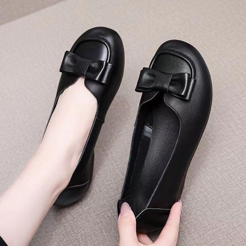 2026 Spring/Summer New Large Shallow Cowhide Soft Flat Women's Shoes