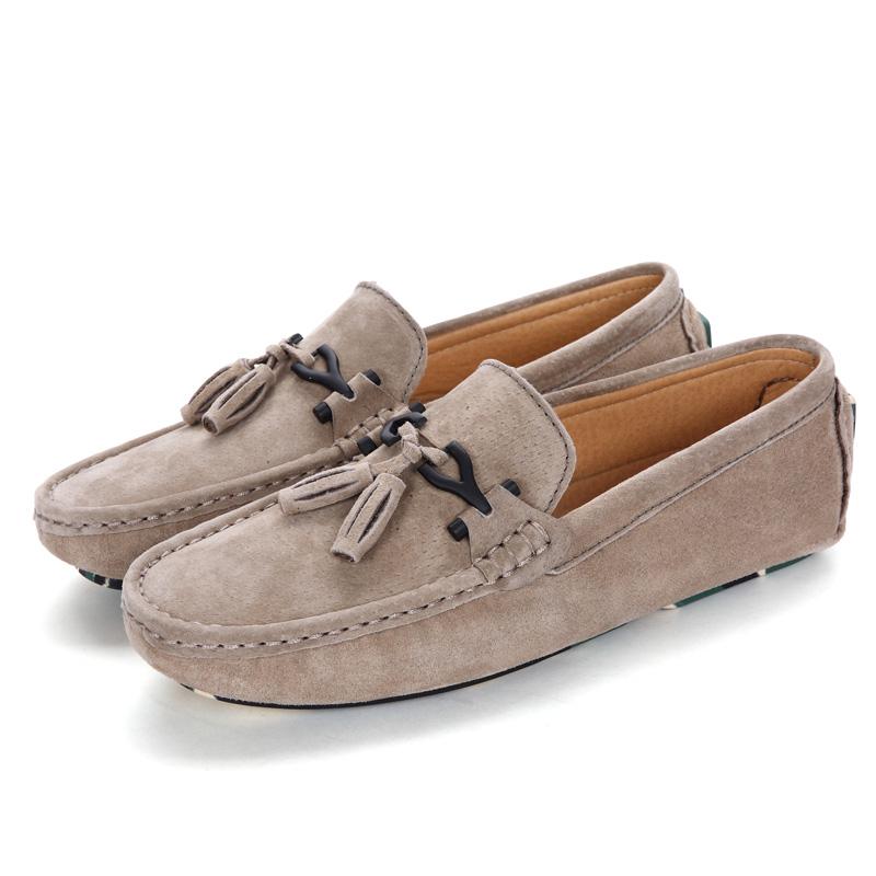 Fashion New Mens Loafers Comfortable Suede Shoes Men Leather Wedding Loafers Moccasins British Style Non-Slip Retro Driving Shoes Brogue