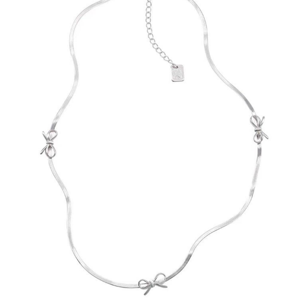 Pearl Butterfly Necklace Female Design Sense High Sense Does Not Fade Accessories Collarbone Chain Tide