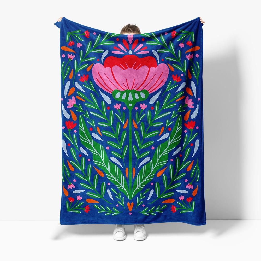 

Blue Floral pattern Flannel printed blanket suitable for all seasons suitable for living room office sofa and travel 180x250CM 75x100cm (30x40inch)