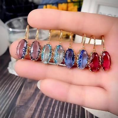 Orecchini Ovali di Zirconi da Donna alla Moda Temperamento Design Elegante Lussuosi Orecchini Pendenti Femminili Gioielli Estetici ARI