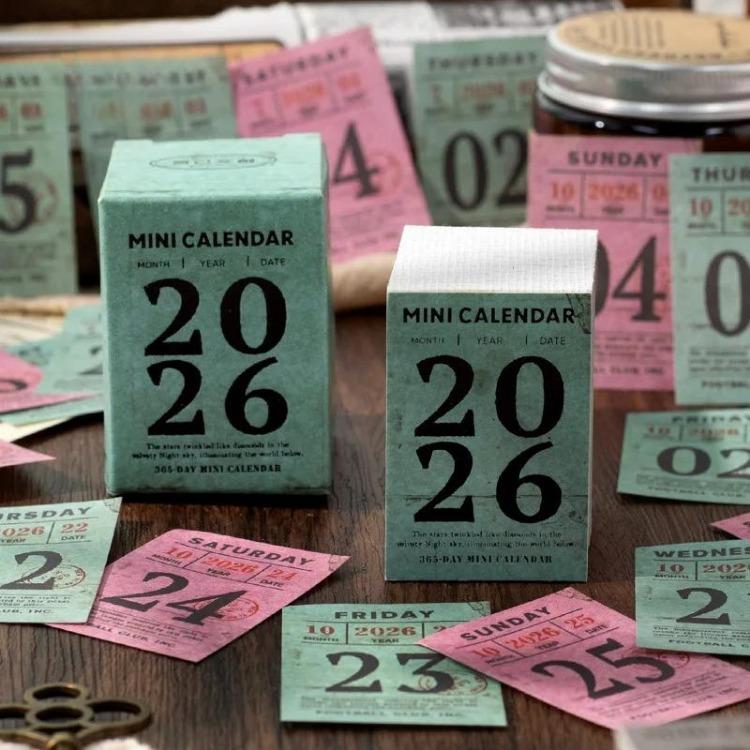 2026 Mini stolní kalendář Vintage styl Stránkový Malý kalendář 365 dní s odtrhávacím designem Roztomilý kreslený Kancelář Domov Dekorace Dárek