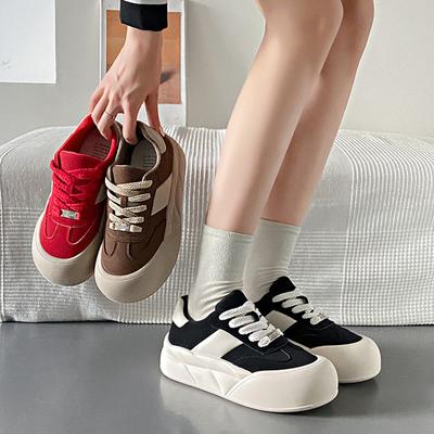 Chaussures blanches à plateforme pour femmes, chaussures de printemps à la mode, confortables et légères, chaussures polyvalentes à grosse tête