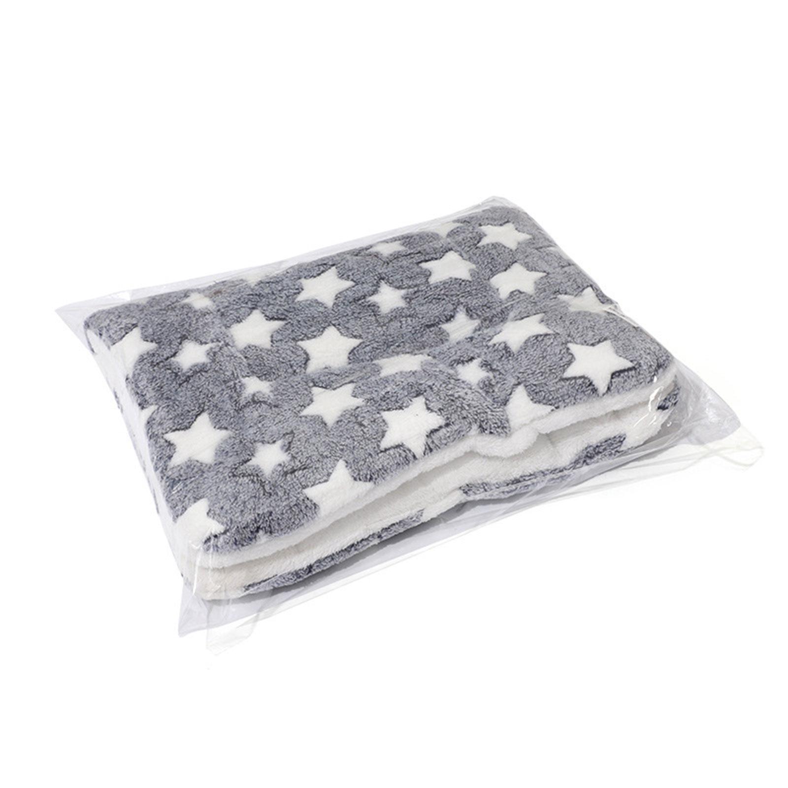 

Dog Blanket Super Soft Furry Warm Fleece Flannel Star Print Pet Blankets Machine Washable for Small Medium Large Dog 1D