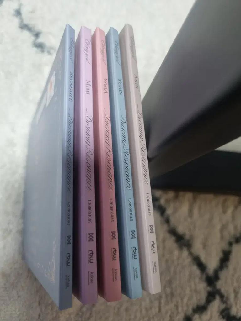 OH MY GIRL Dreamy Resonance 5 Albums Used