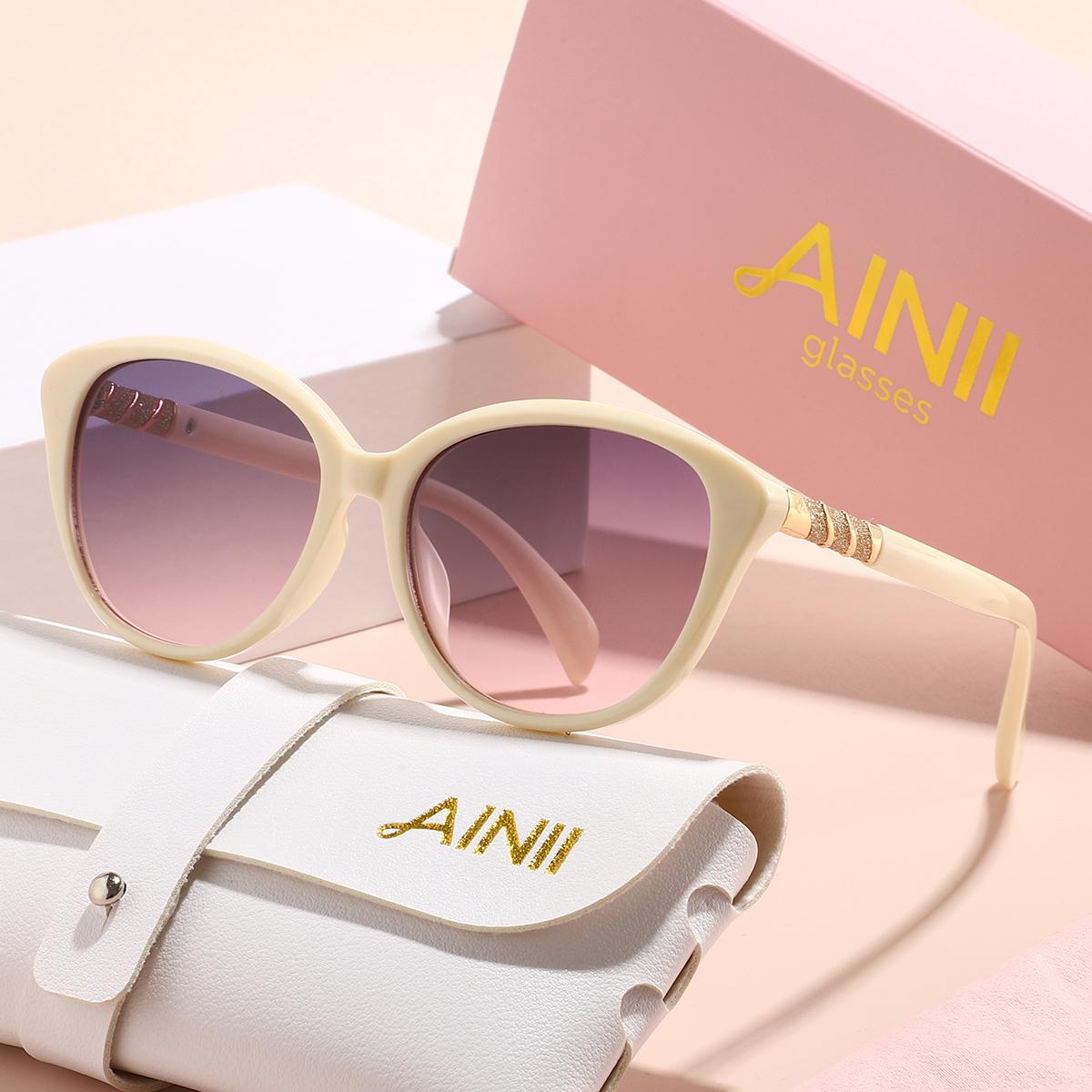 

European and American retro style Y2K unisex fashionable sunglasses for summer sun shading, sun protection, UV protection, light