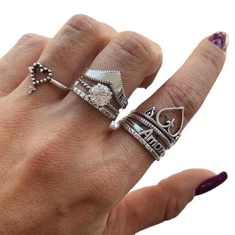 Vintage Heart Carved Hollow Stackable Ring Set – Fashionable Beach Accessories