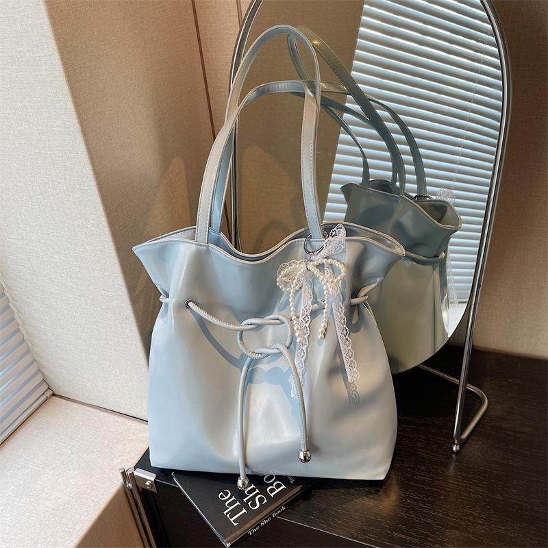 Premium Sense Large-capacity Bag Women's New Fashion Commuter Versatile Shoulder Bag Work Tote Bag