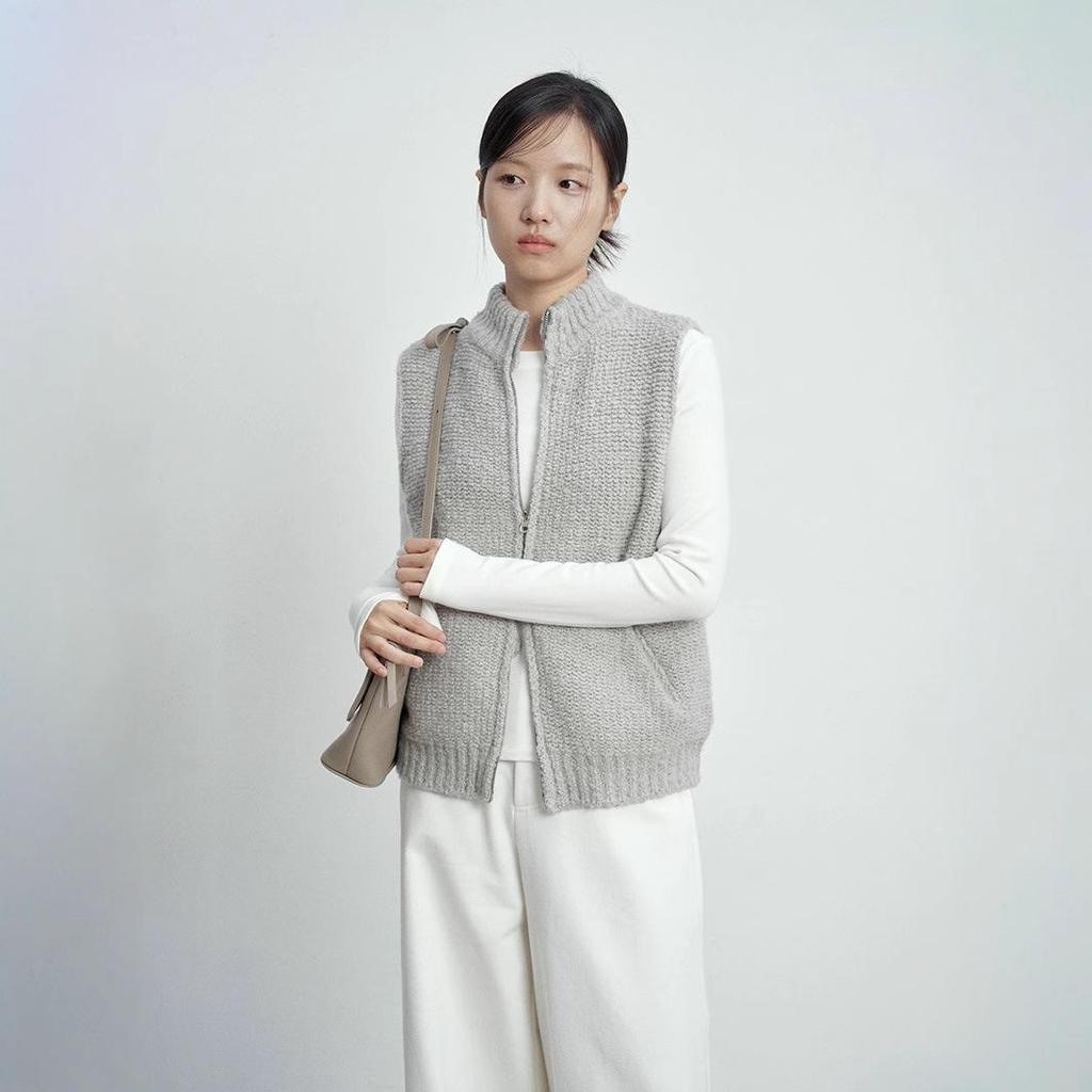 Love & Nancy Sonnet Wool Sleeveless Zipper Vest Cardigan 41514