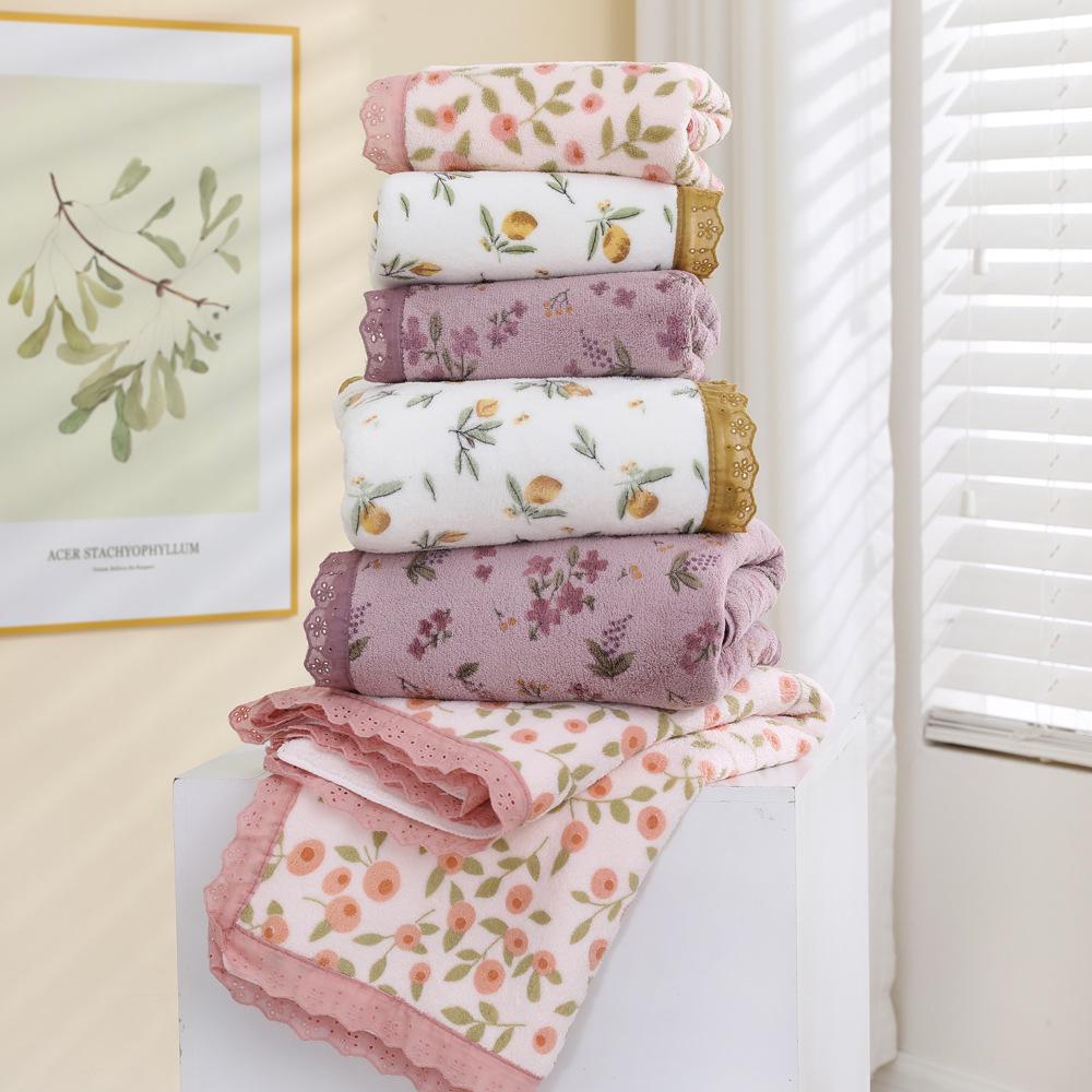 Floral Coral Fleece Bath Towel Set - Thick, Soft, and Super Absorbent with Lace Detailing