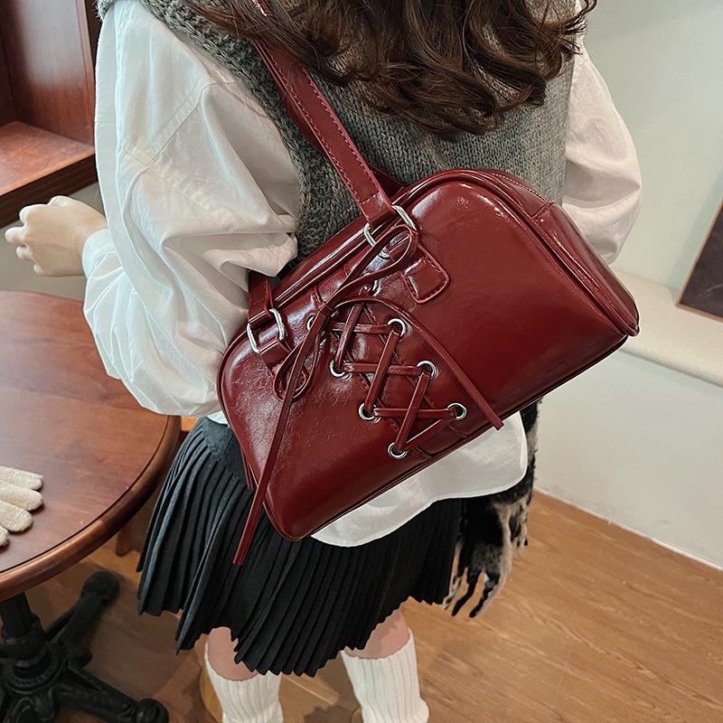 Bow Spice Girl Underarm Bag Women's 2025 New Autumn and Winter Tote Bag Shoulder Bowling Pillow Bag Commuter Bag