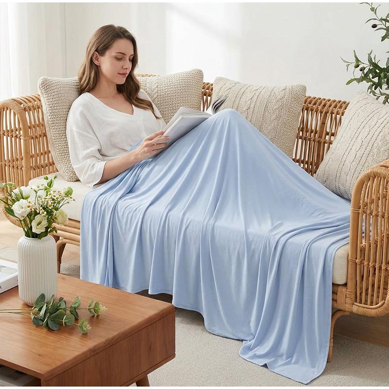 Summer Cooling Blanket Ice Silk Skin-friendly Breathable Lightweight Quilt for Air Conditioner Room Travel Blanket for Camping