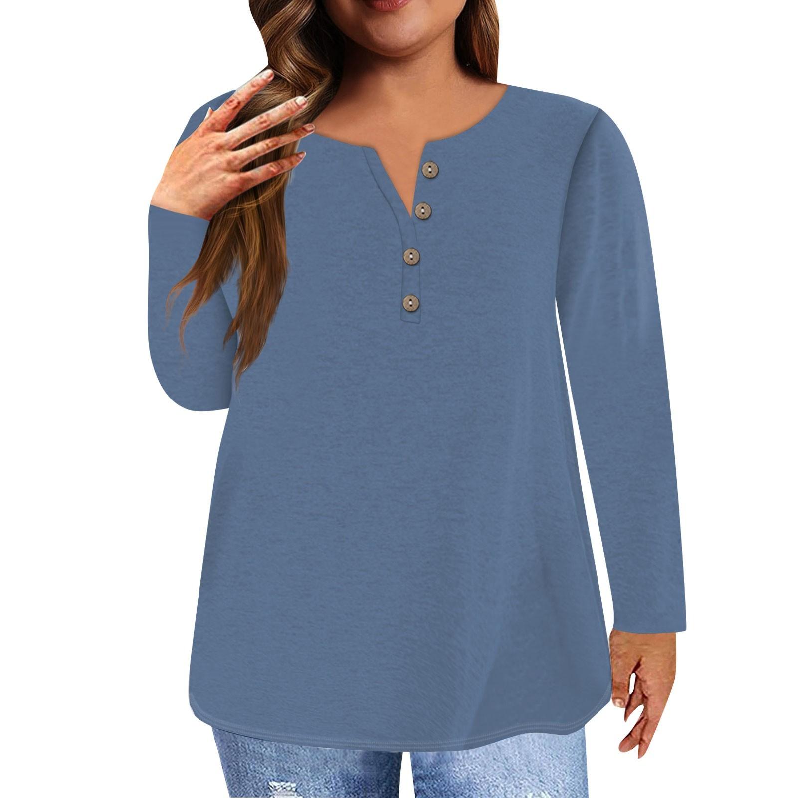 Женская футболка больших размеров с воротником на пуговицах — фото 10