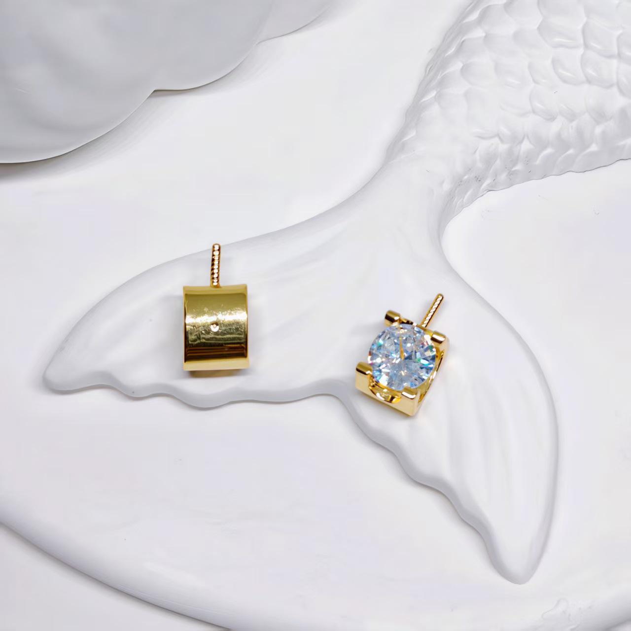 Copper-Plated Gold Zircon Pearl Buckle Pendant Holder Quadrilateral Stud Earring Accessories for DIY Jewelry.