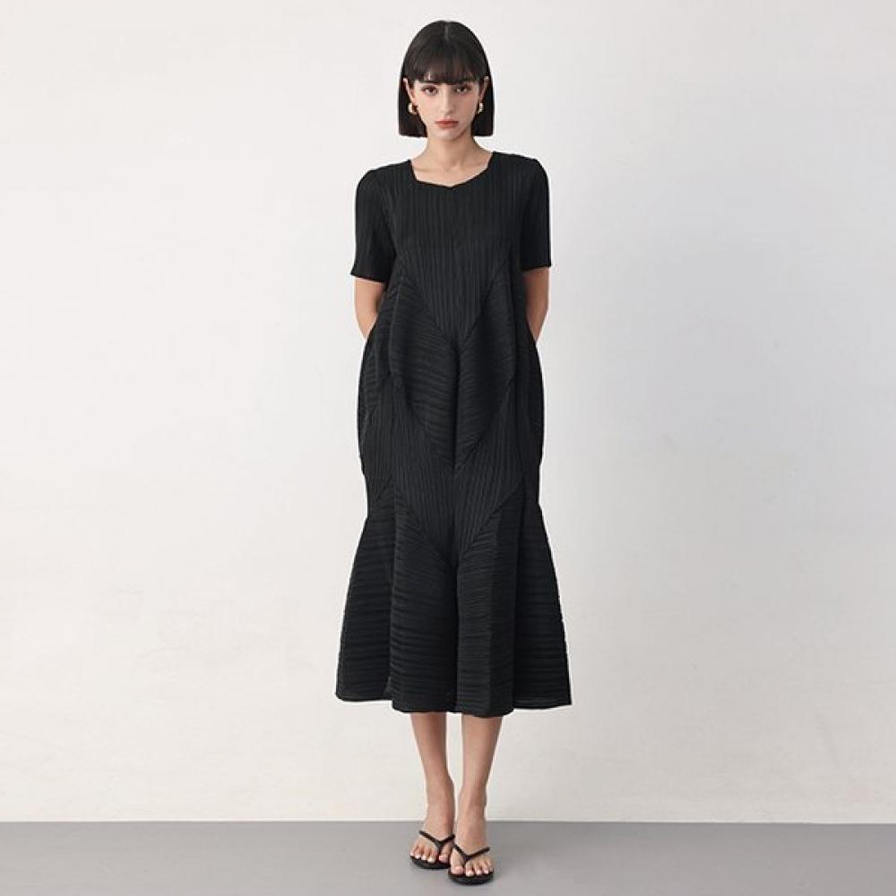 

Prits Mood Volume Dress FREE/IVORY