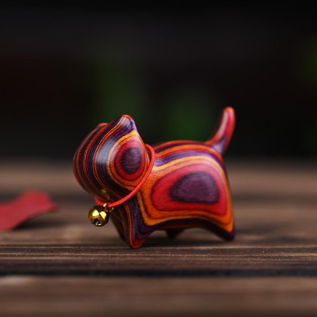 Rainbow Wood Carving: Cute Cat Desktop Ornament - Creative Miniatures for Home Decor