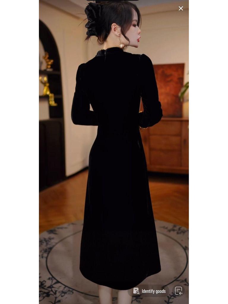 Elegant Winter 2026 Chinese Velvet Qipao Dress - Slimming Mid-Length Skirt