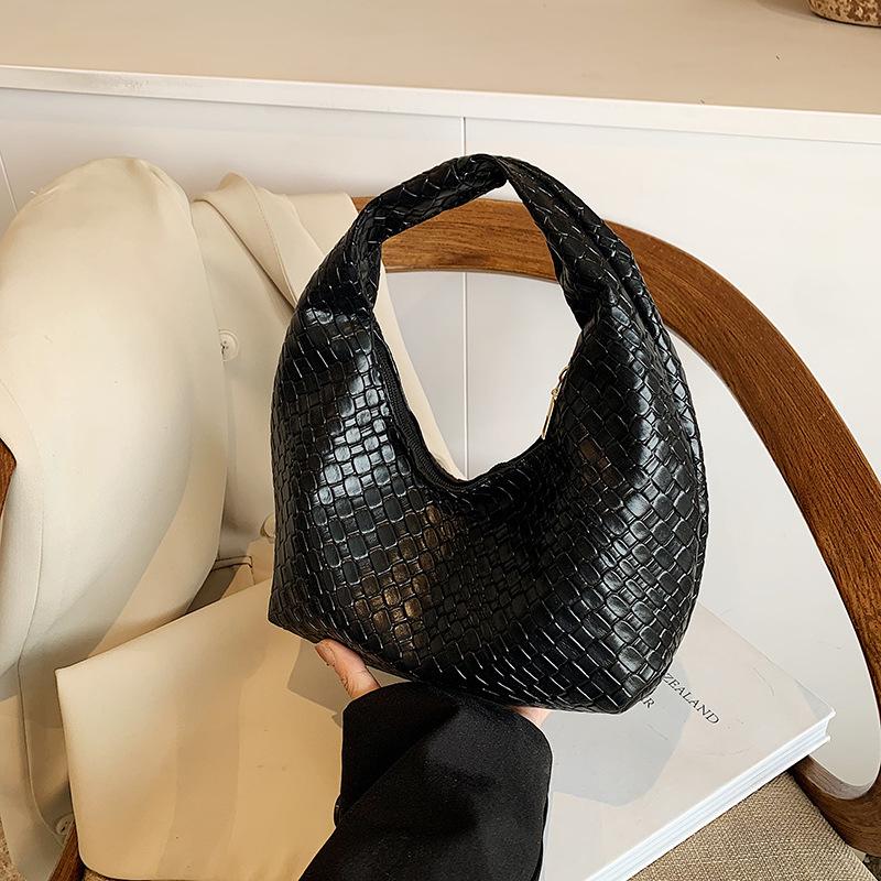 Fashi Trendy Woven Commuting Minimalist Tote Shoulder Bag Niche Design Underarm Shoulder Bag Large Capacity Shoulder Bag 2026 чёрный